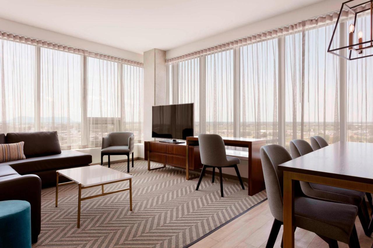 Sheraton Saint-Hyacinthe Hotel Esterno foto